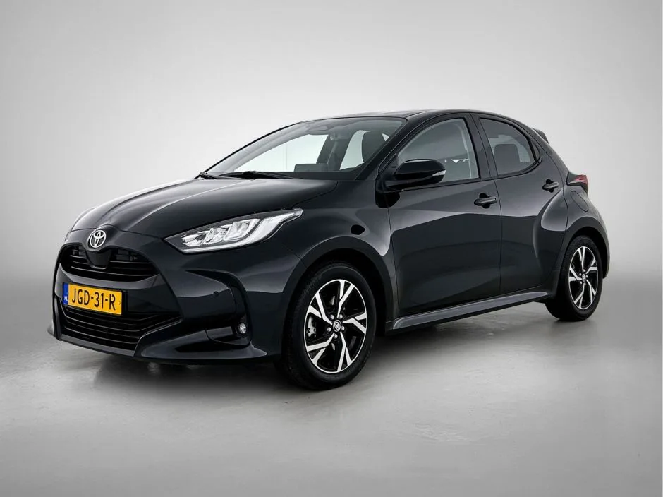 Toyota Yaris (2025) — foto 1