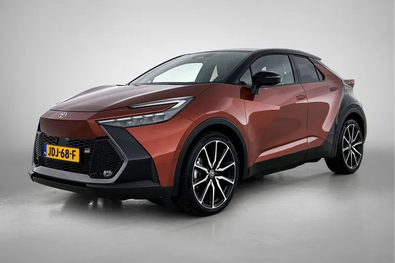 Toyota C-HR (2025)