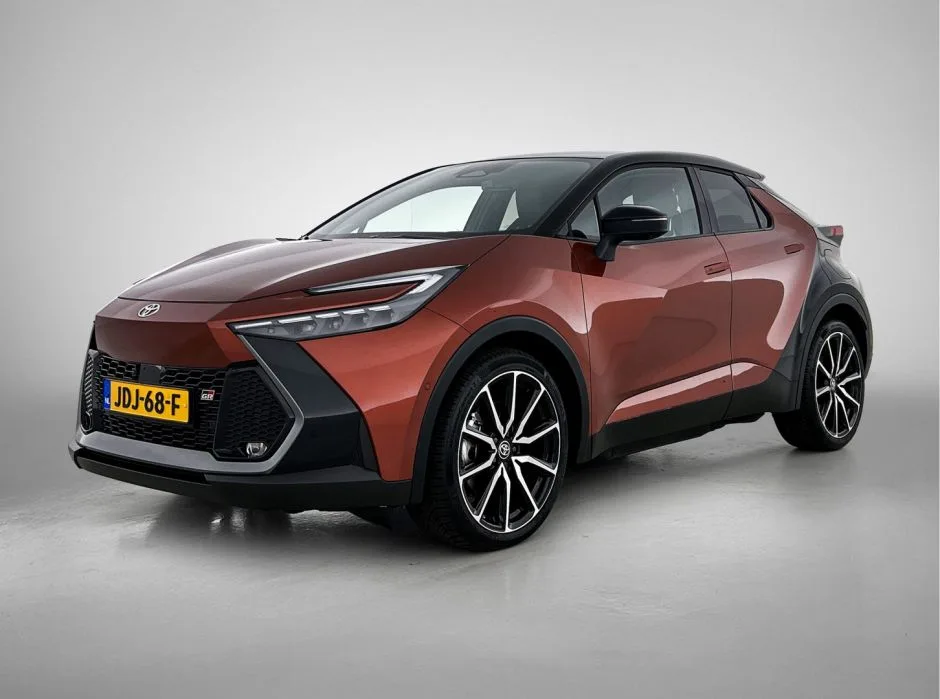Toyota C-HR (2025) — foto 1