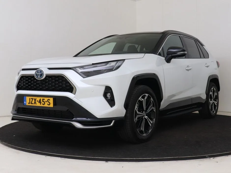 Toyota RAV4 (2026) — foto 1