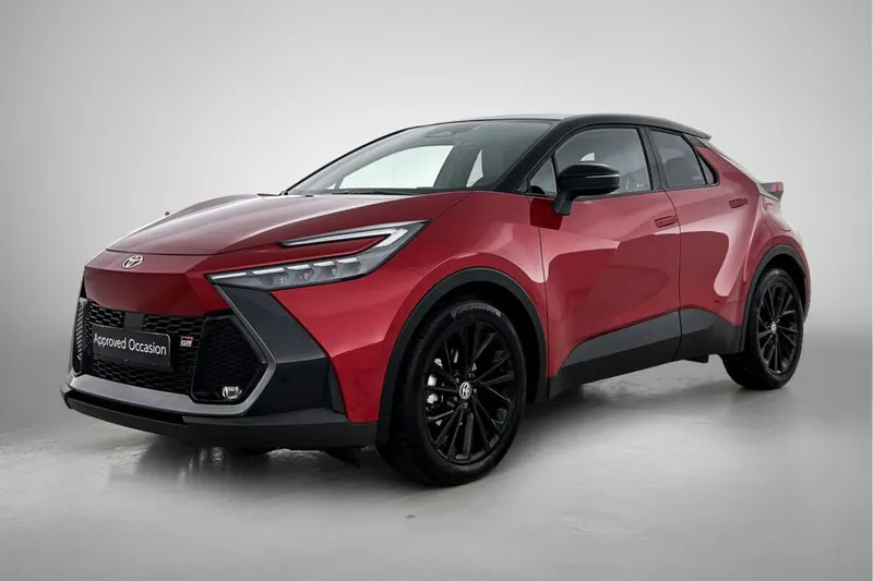 Toyota C-HR (2024)