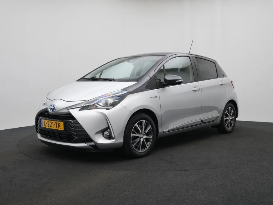 Toyota Yaris (2019) — foto 1