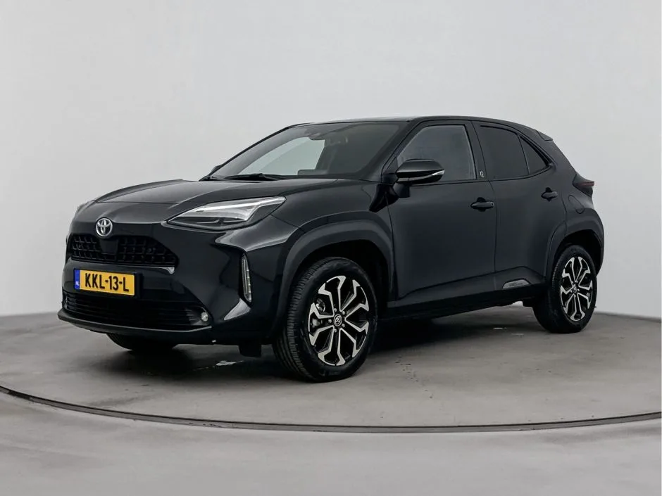 Toyota Yaris_Cross (2023) — foto 1