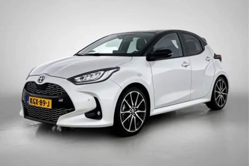 Toyota Yaris (2023)