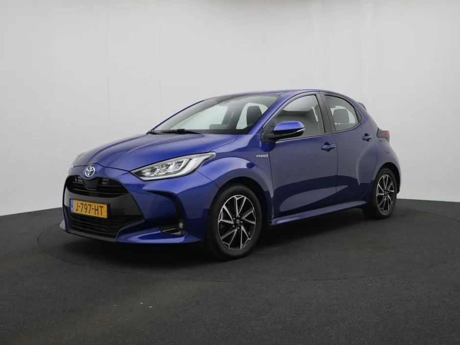 Toyota Yaris (2020) — foto 1