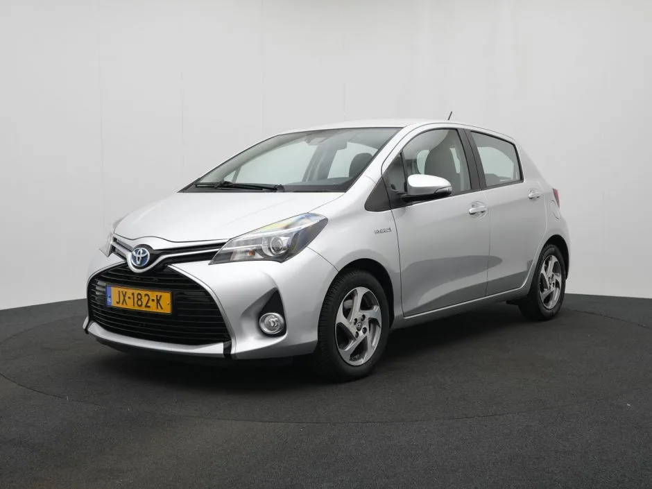 Toyota Yaris (2016) — foto 1