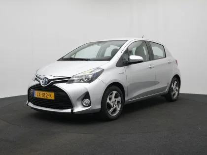 Toyota Yaris (2016) — foto 1