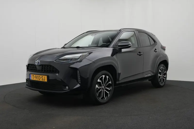 Toyota Yaris_Cross (2023)