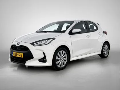 Toyota Yaris (2023) — foto 1