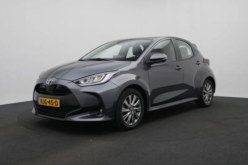 Toyota Yaris (2024)