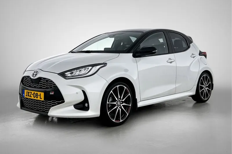 Toyota Yaris (2023)