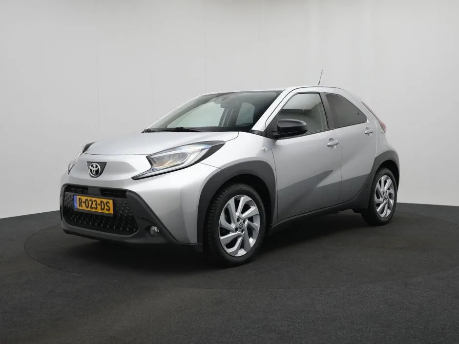 Toyota Aygo (2022) — foto 1