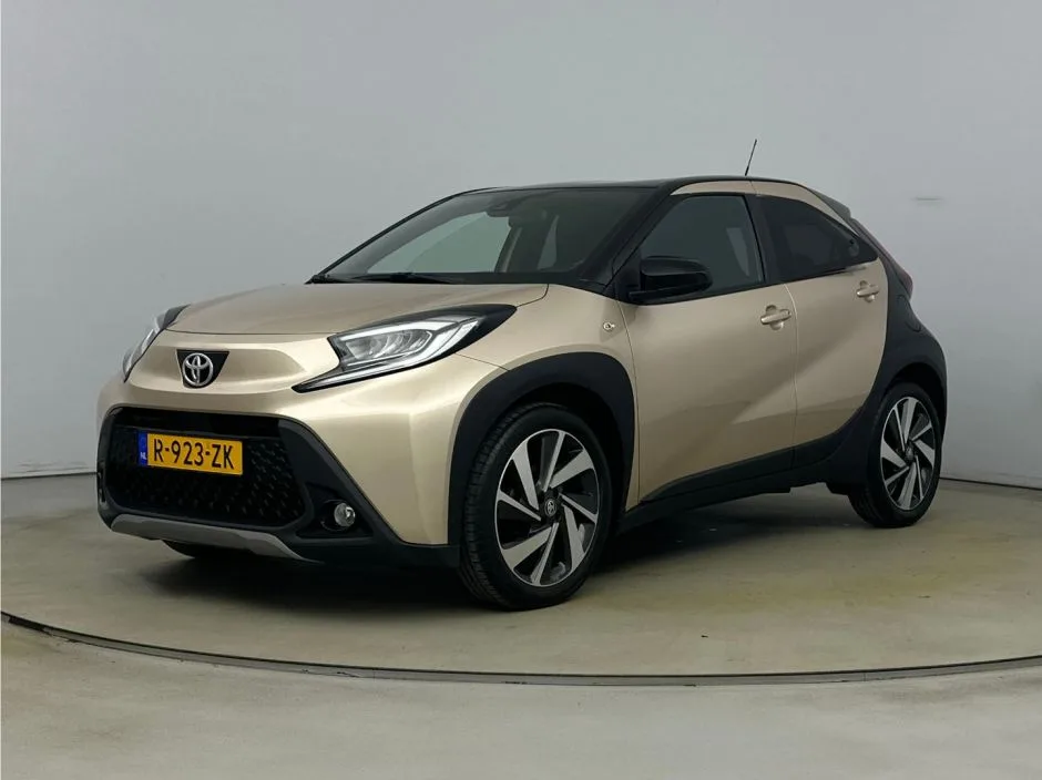Toyota Aygo (2022) — foto 1