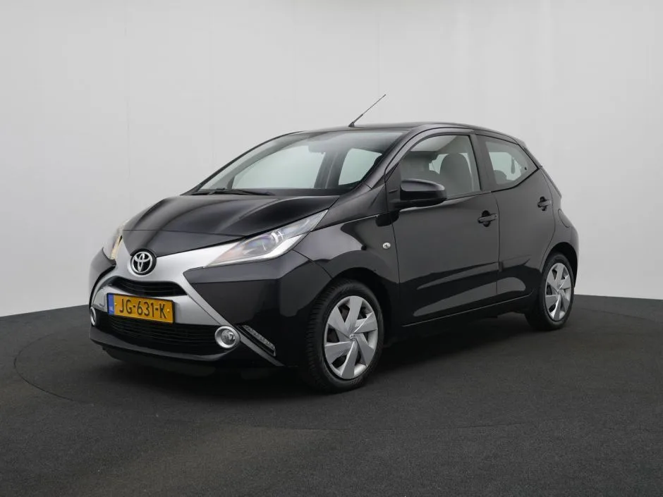 Toyota Aygo (2016) — foto 1