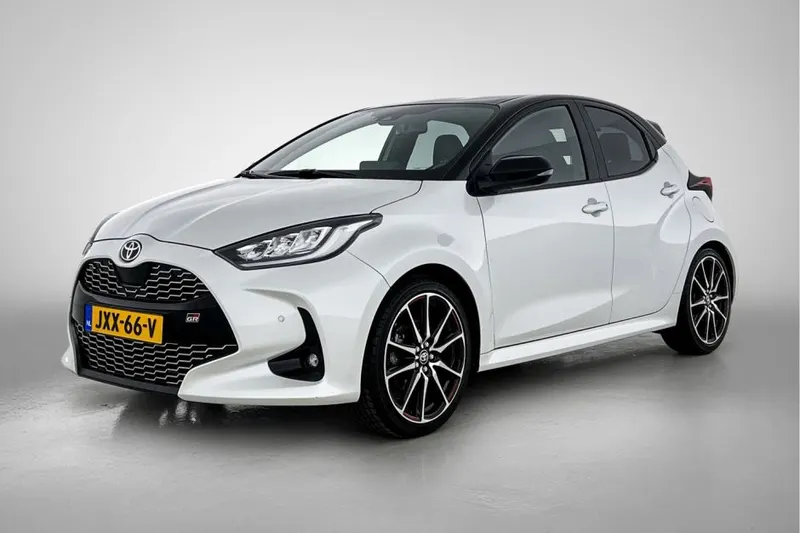 Toyota Yaris (2023)