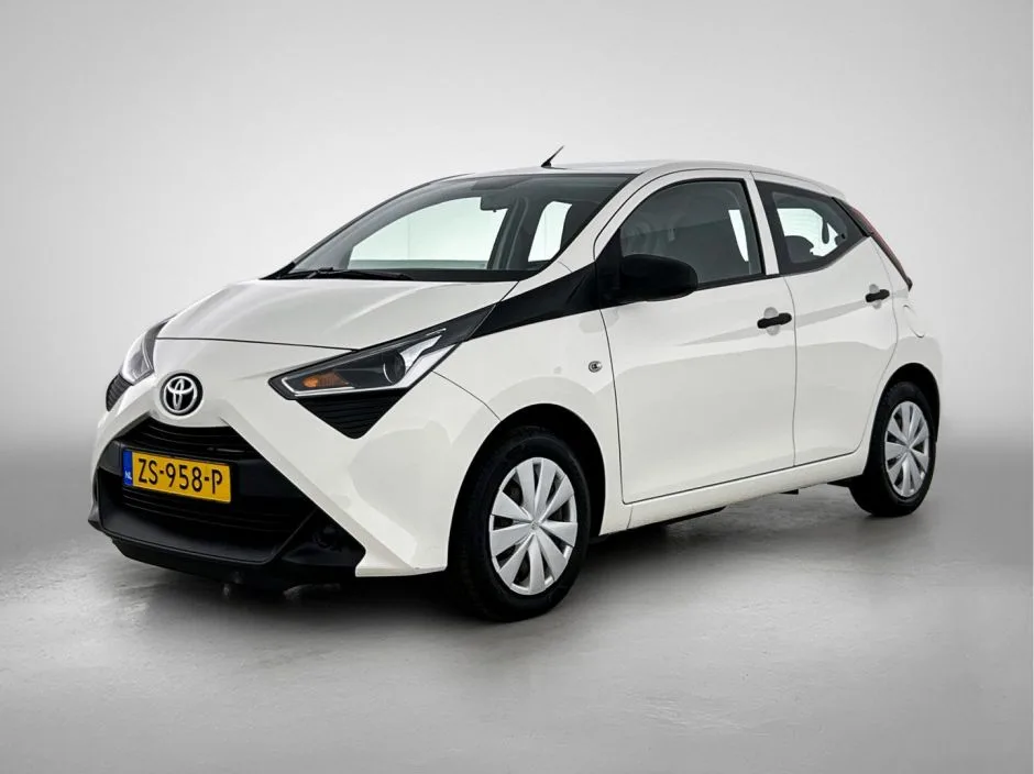 Toyota Aygo (2019) — foto 1