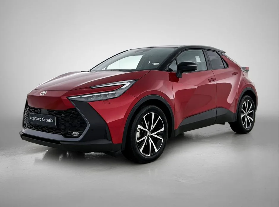 Toyota C-HR (2024) — foto 1