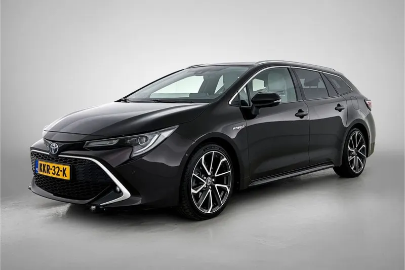 Toyota Corolla_Touring_Sports (2020)