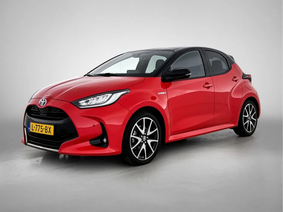 Toyota Yaris (2021) — foto 1