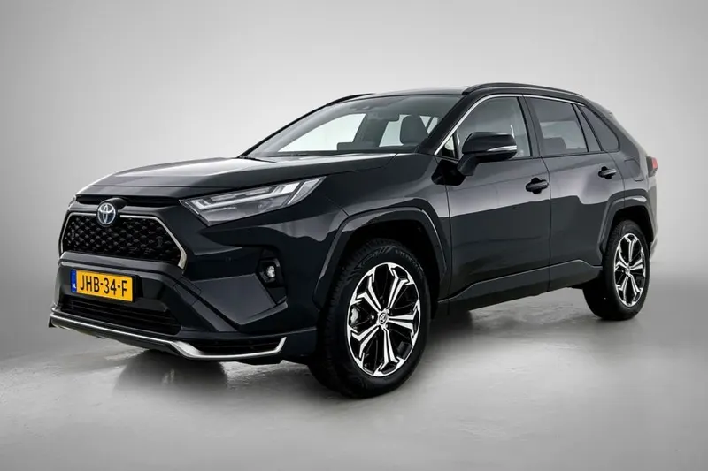 Toyota RAV4 (2025)