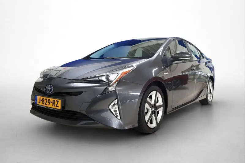 Toyota Prius (2016)