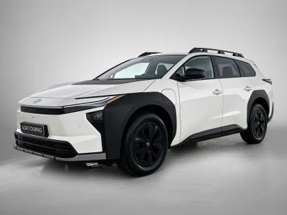Toyota bZ4X (2026) — foto 1