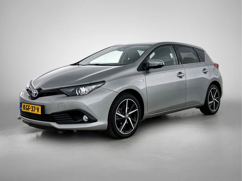 Toyota Auris (2018) — foto 1