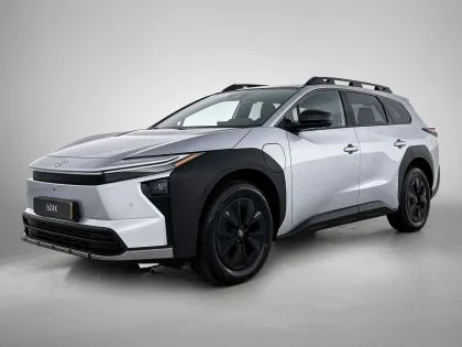 Toyota bZ4X (2026) — foto 1