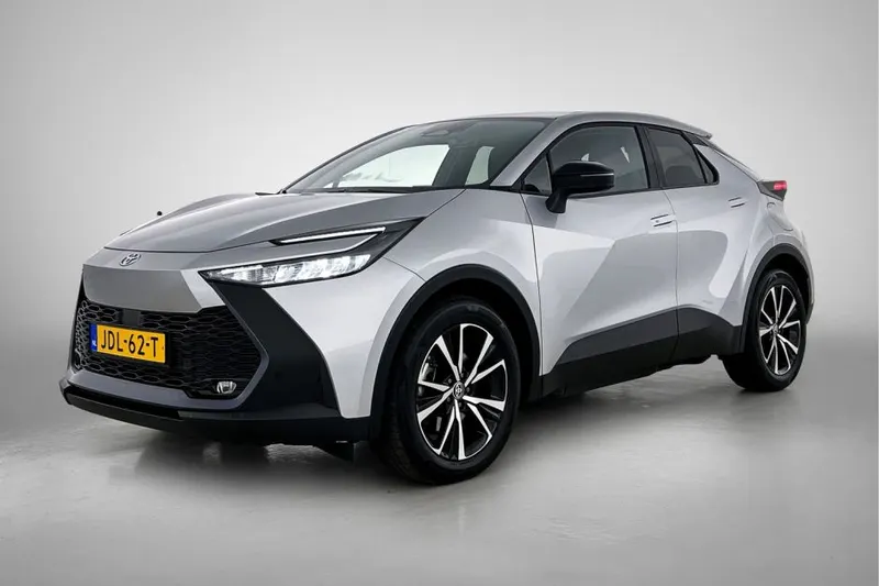 Toyota C-HR (2025)