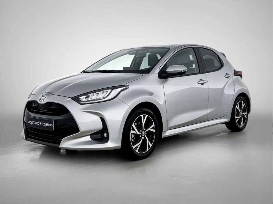 Toyota Yaris (2025) — foto 1