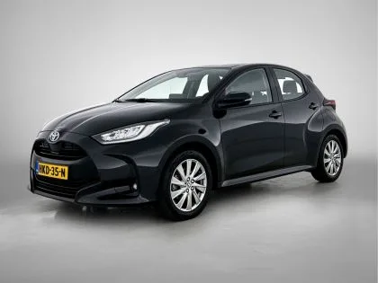 Toyota Yaris (2024) — foto 1