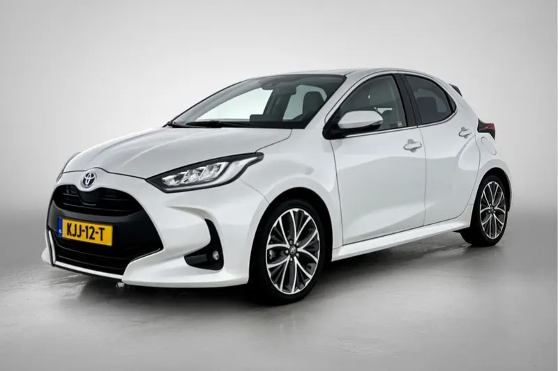Toyota Yaris (2023)