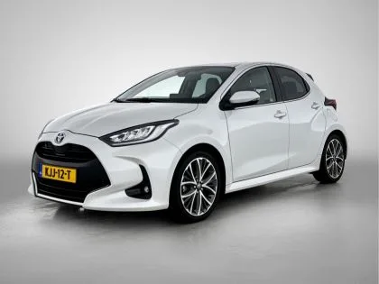 Toyota Yaris (2023) — foto 1