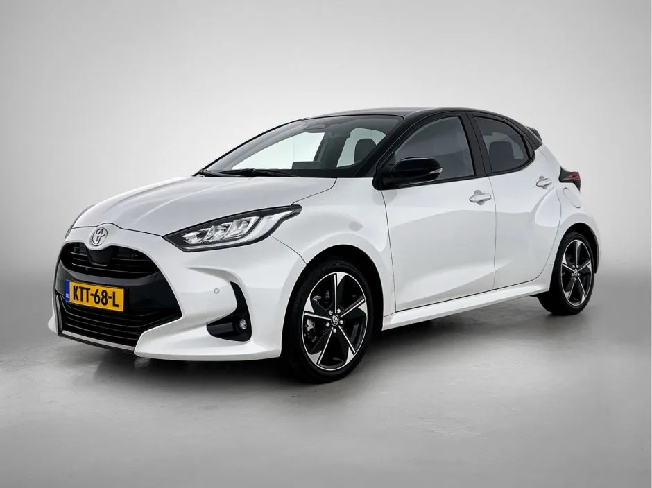 Toyota Yaris (2024) — foto 1