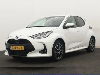 Toyota Yaris (2022) — foto 1