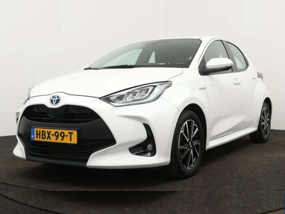 Toyota Yaris (2020) — foto 1