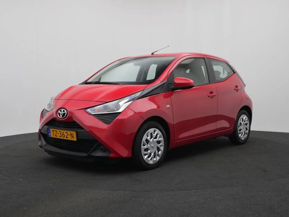 Toyota Aygo (2018) — foto 1