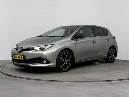 Toyota Auris (2018) — foto 1