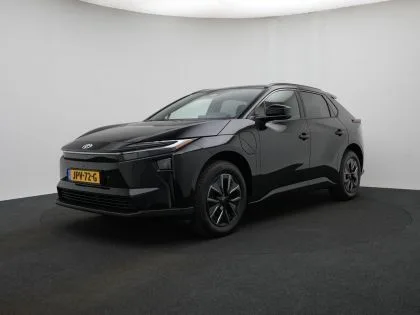 Toyota bZ4X (2026) — foto 1