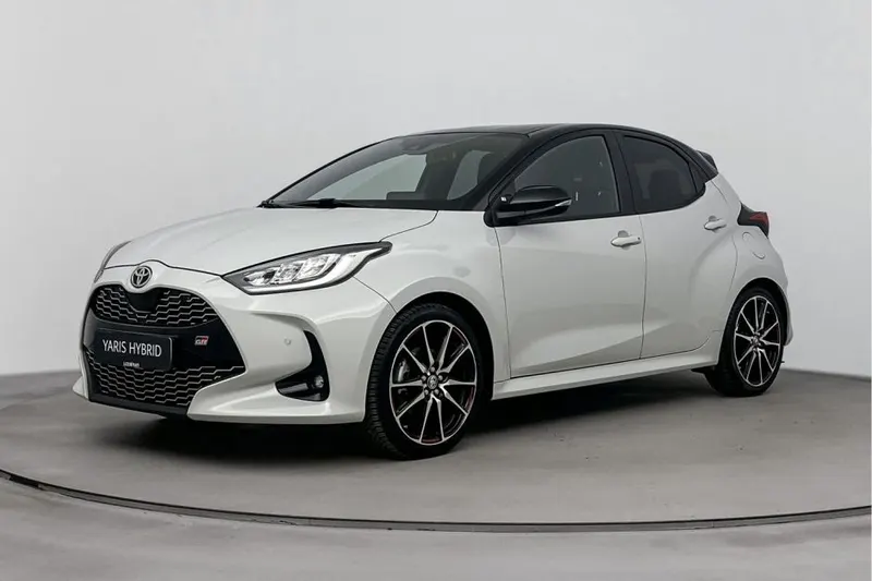Toyota Yaris (2023)