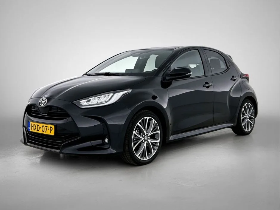 Toyota Yaris (2025) — foto 1