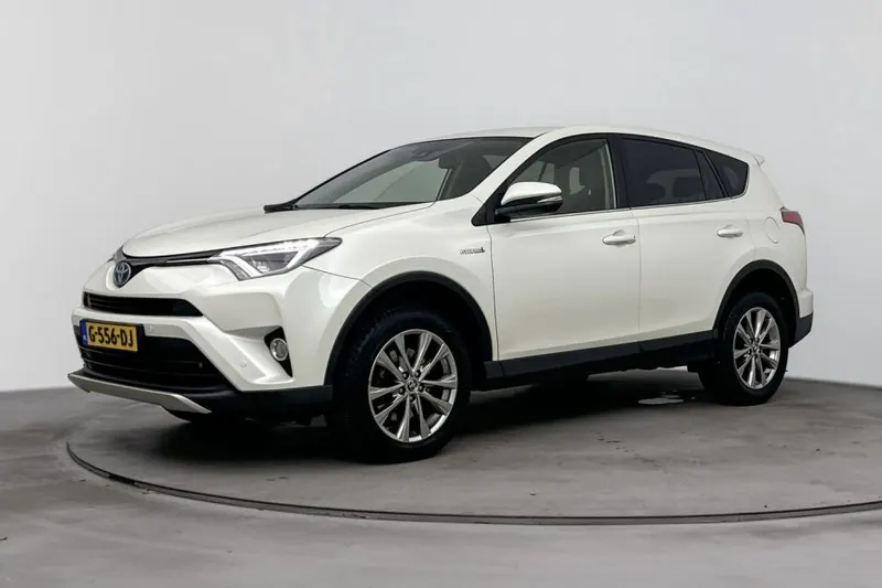 Toyota RAV4 (2016)