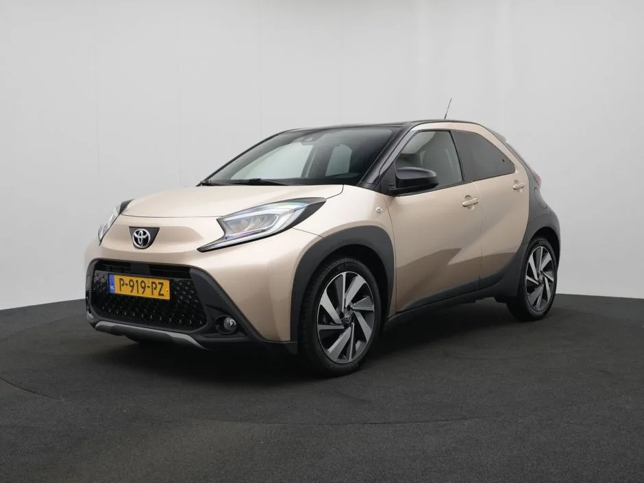Toyota Aygo (2022) — foto 1