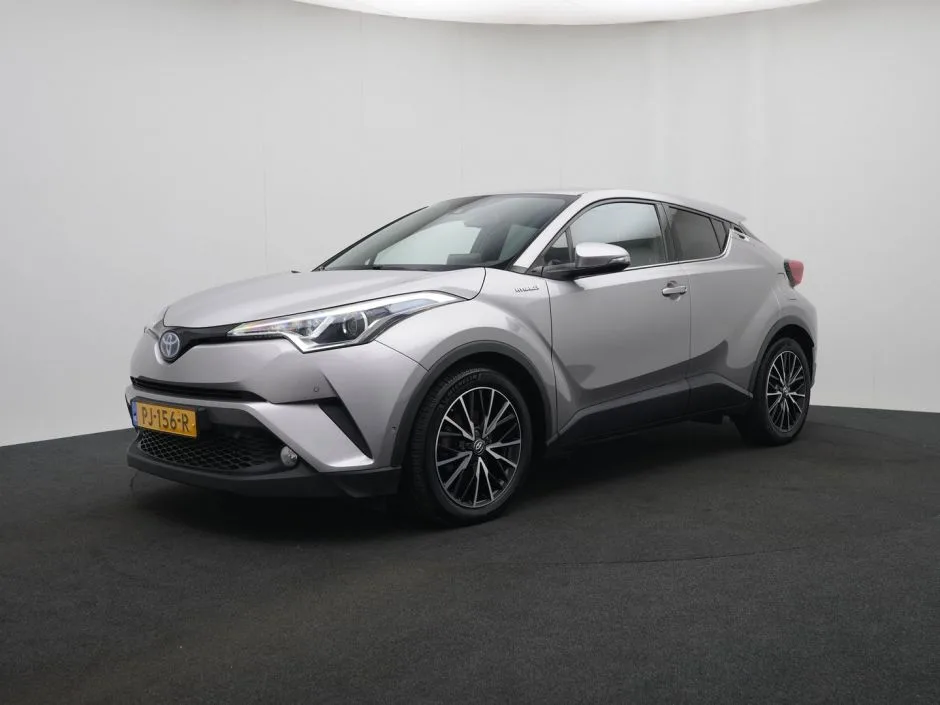 Toyota C-HR (2017) — foto 1