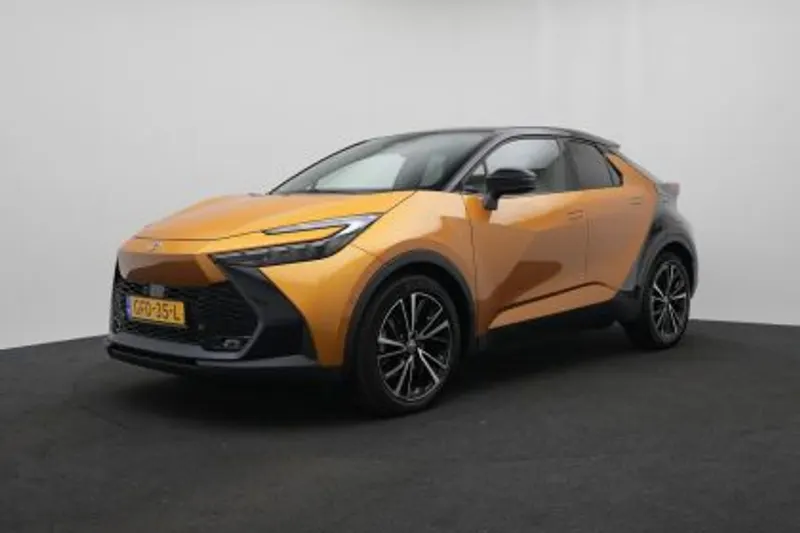 Toyota C-HR (2024)