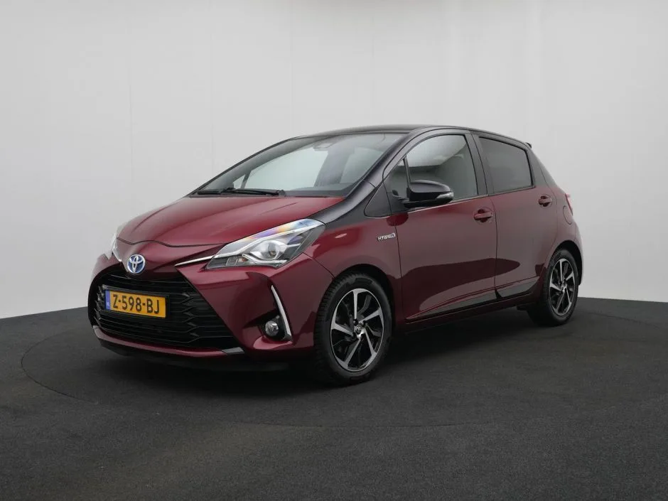 Toyota Yaris (2020) — foto 1