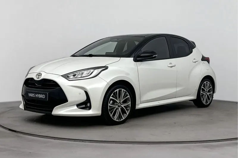 Toyota Yaris (2024)