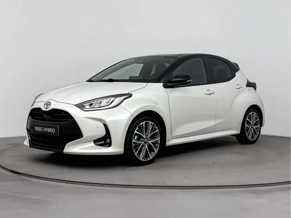 Toyota Yaris (2024) — foto 1