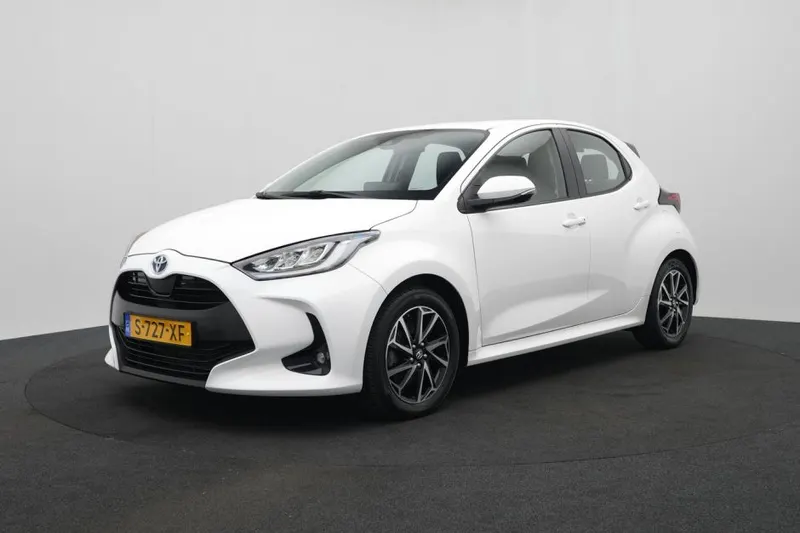 Toyota Yaris (2023)