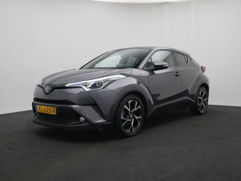 Toyota C-HR (2019) — foto 1